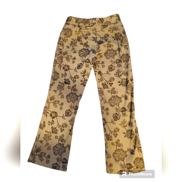 WilliSmith Floral print gold and black casual pants. Size 4 Dry clean only. - Picture 2 of 3